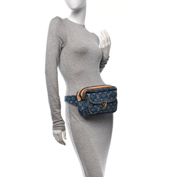 Authentic LOUIS VUITTON Monogram Denim Bum Bag Waist Bag Pouch Blue - Picture 2 of 16
